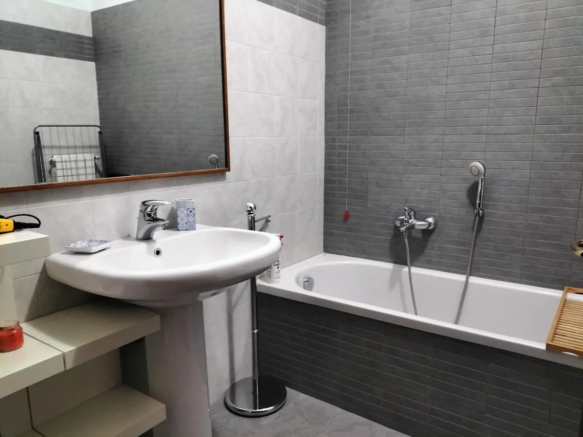 Casa Atene Milan 0*,  Italy