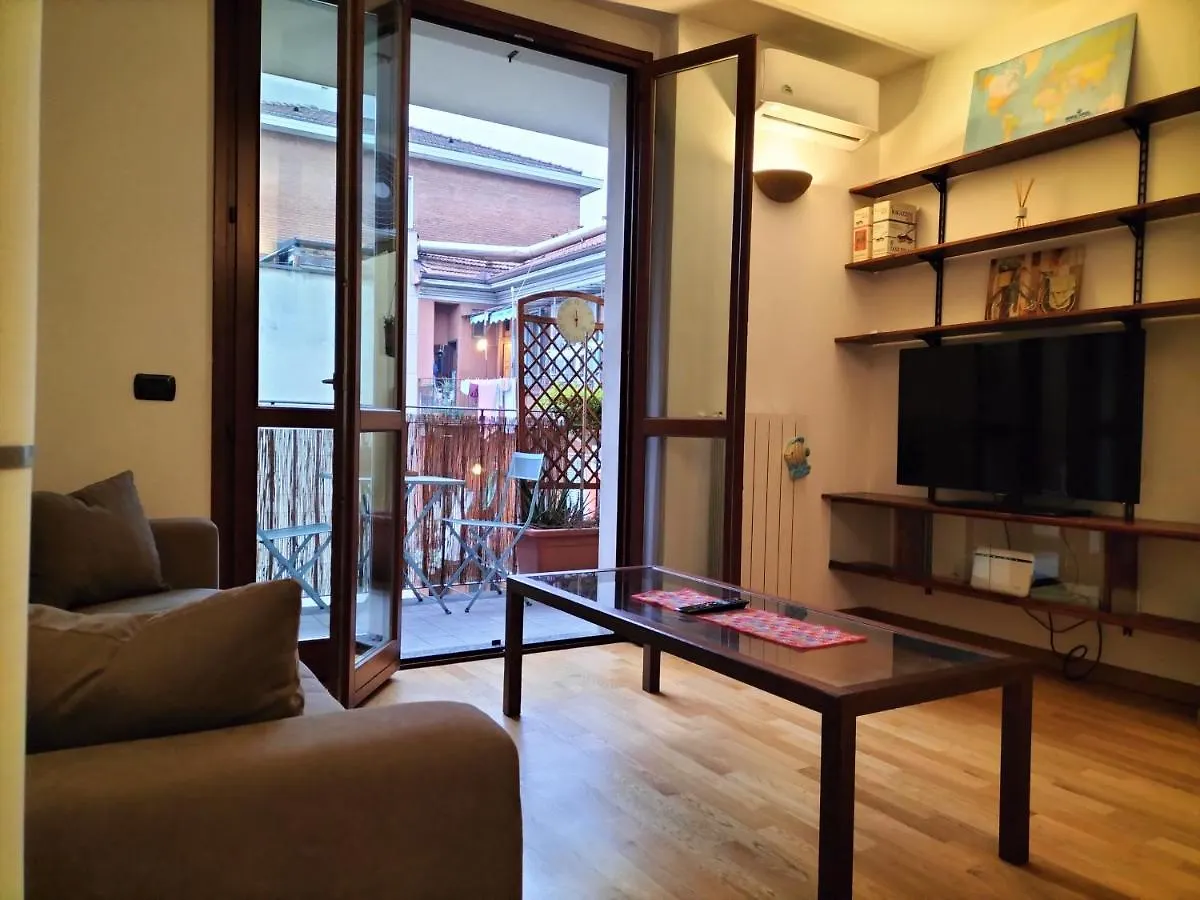 Casa Atene Milan